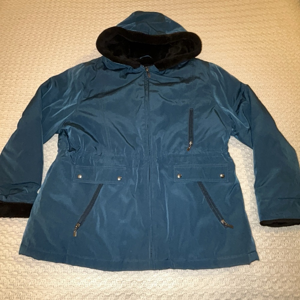 Forecaster Of Boston Women's Fur Lined Hood Womens XL Winter Coat